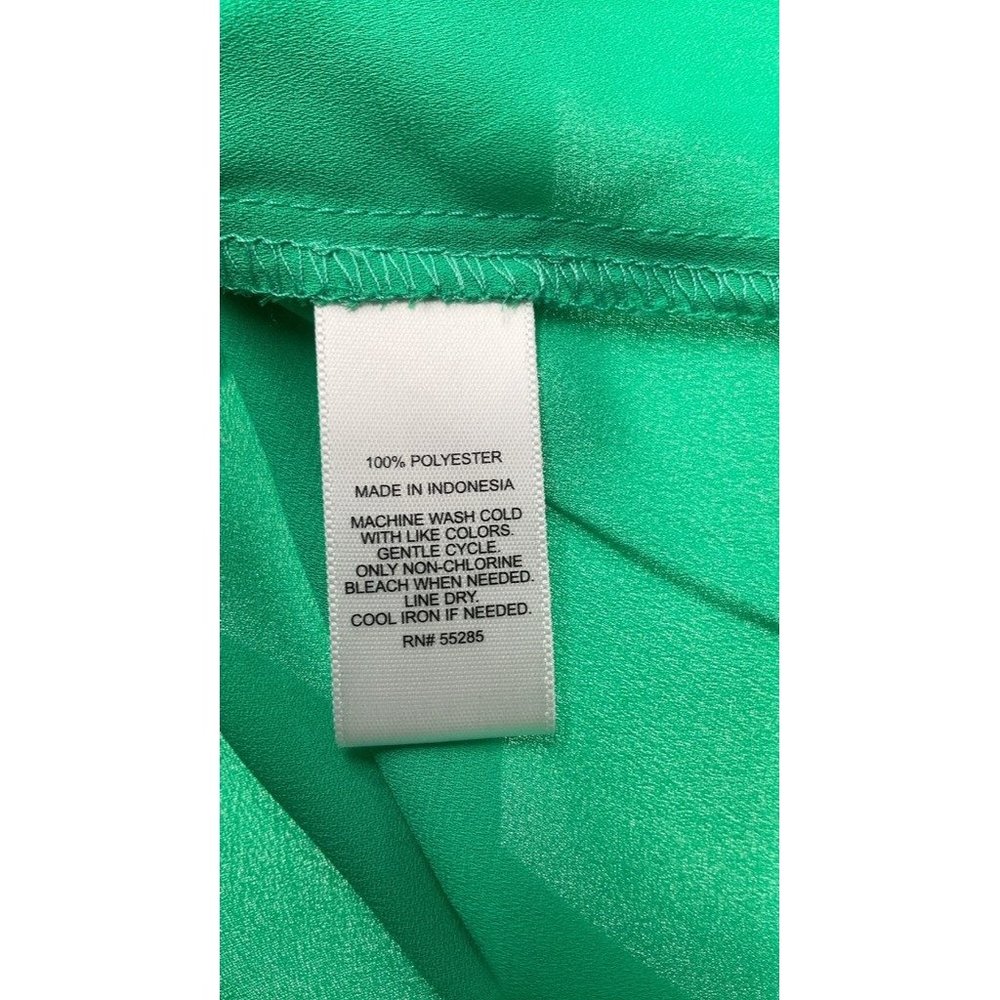Express Women's Button-Up - Picture 4 of 4
